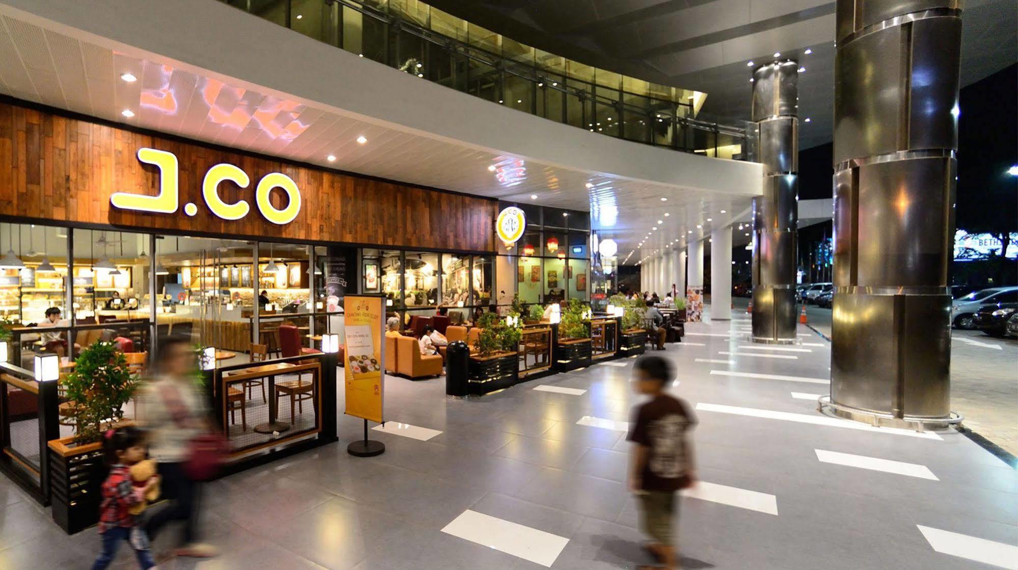 Zest Airport Jakarta By Swiss-Belhotel International Tangerang Kültér fotó
