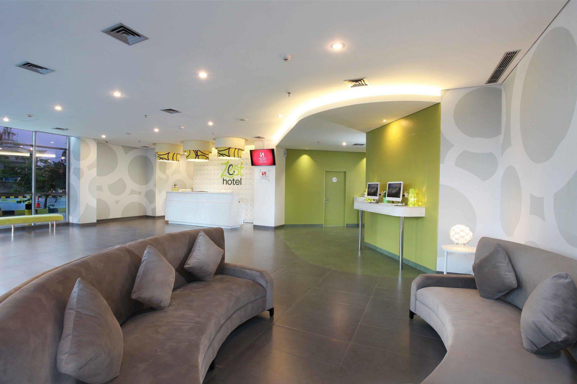 Zest Airport Jakarta By Swiss-Belhotel International Tangerang Kültér fotó