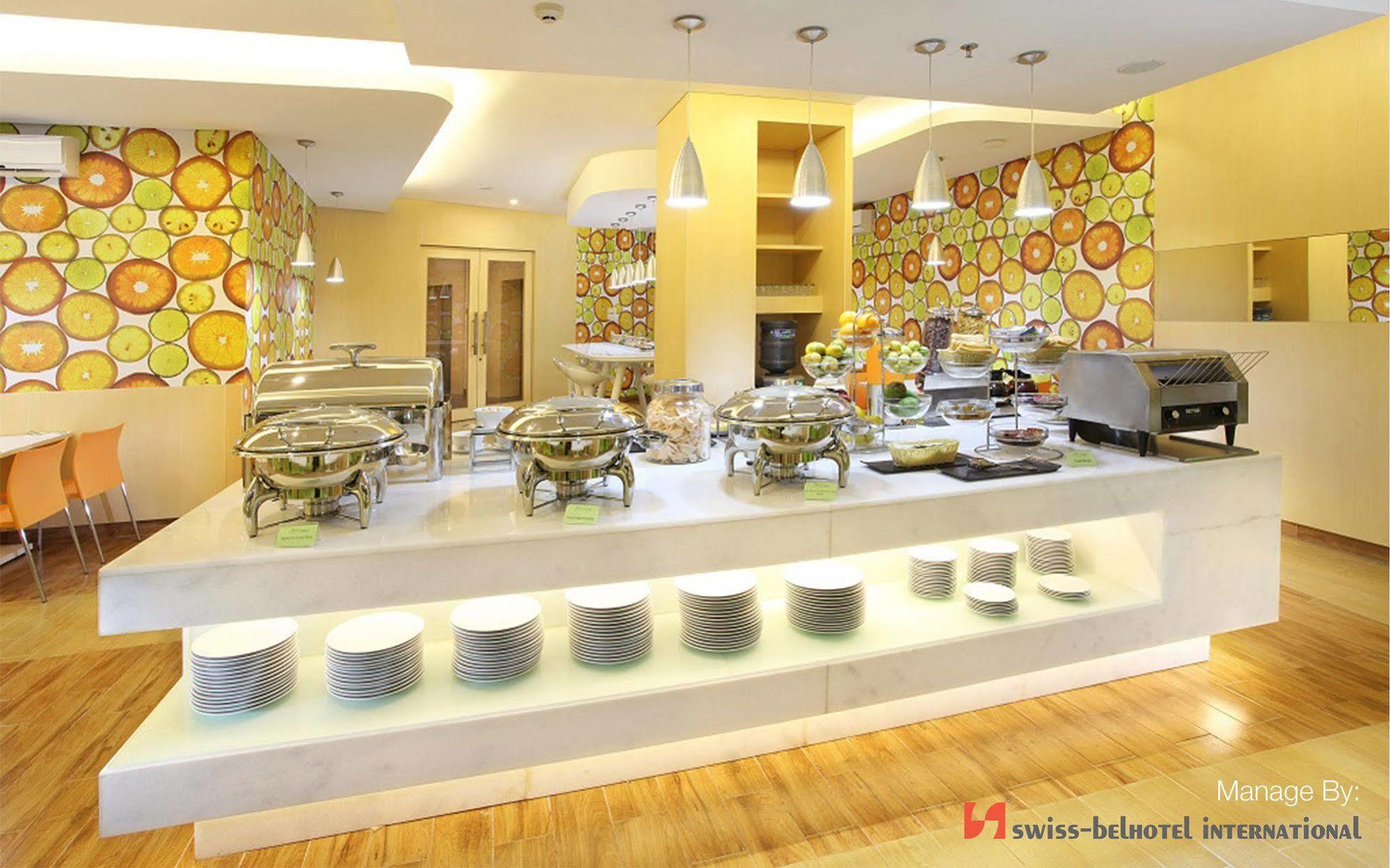 Zest Airport Jakarta By Swiss-Belhotel International Tangerang Kültér fotó