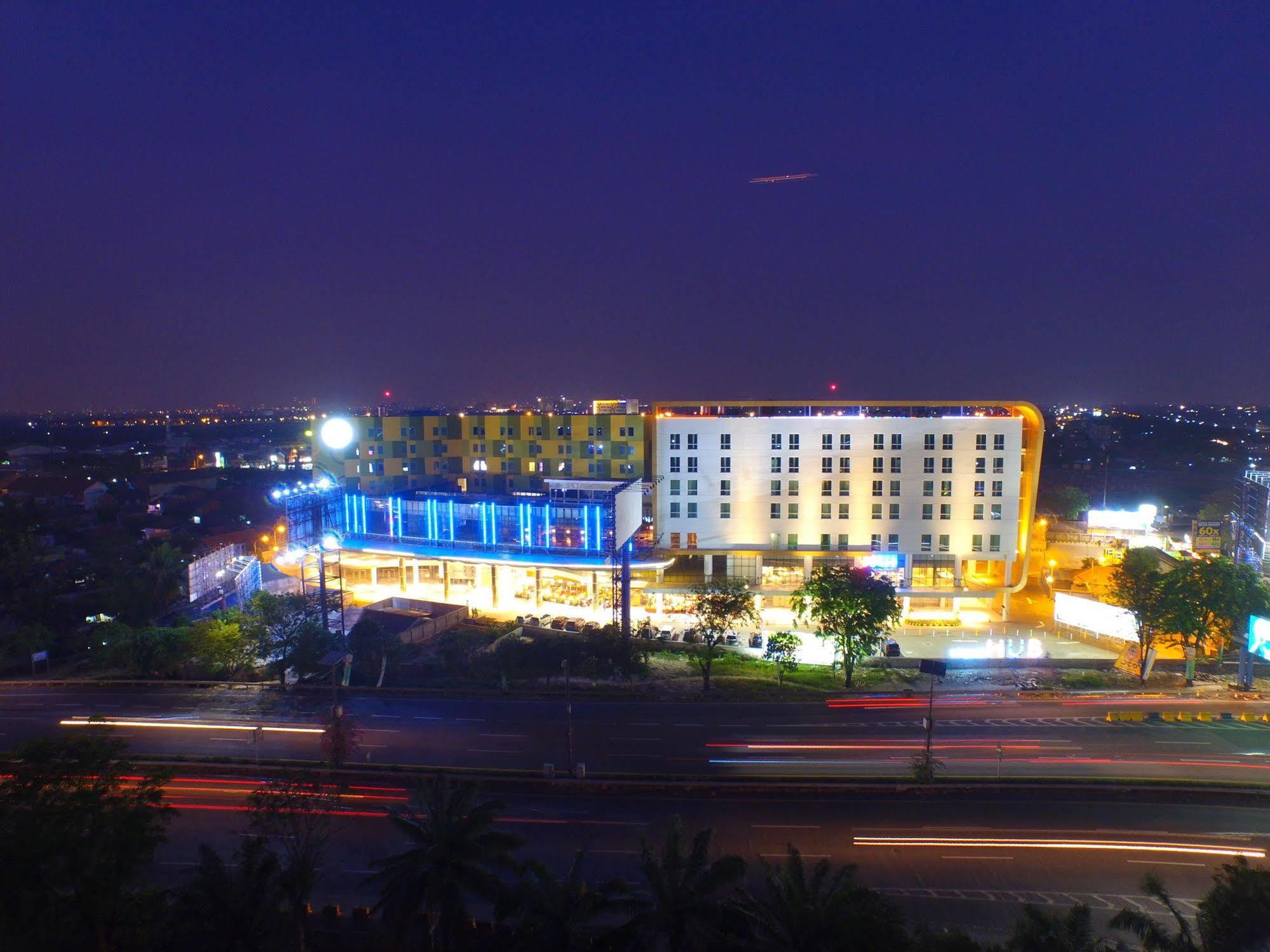 Zest Airport Jakarta By Swiss-Belhotel International Tangerang Kültér fotó